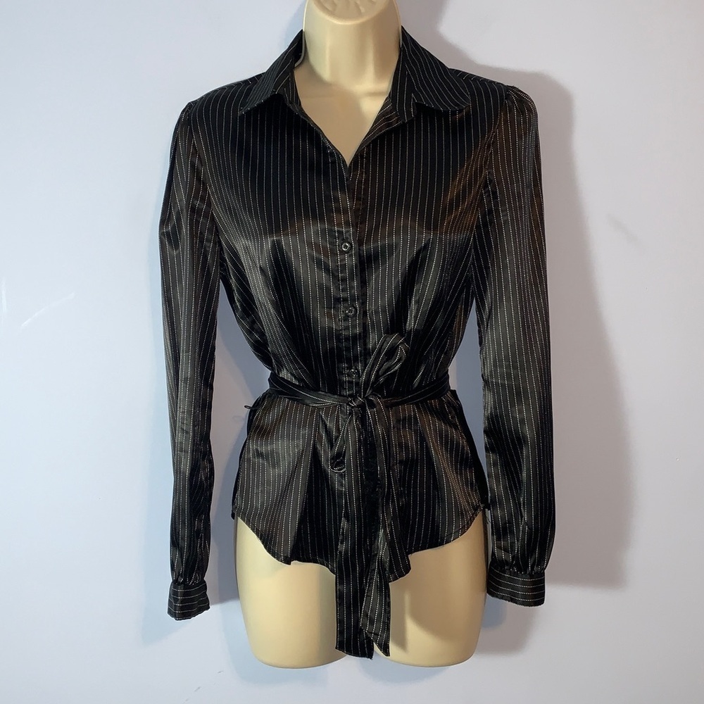 So Y2K 2000’s Black satin Pinstripe fitted Button-Up Blouse size small belted